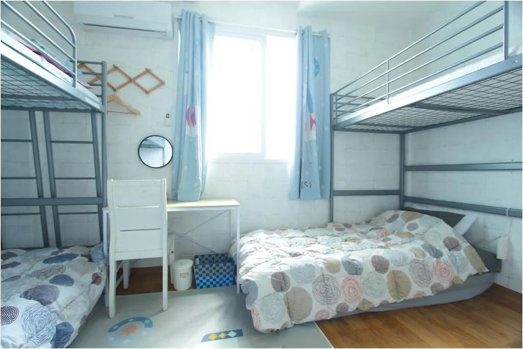 Nunkeunsaeu Guesthouse Jeju Güney Kore